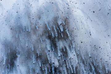 Des traînées de vapeur blanc bleuté (Photo: Tom Pfeiffer)