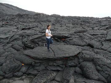 Standing on an active lava flow (Photo: Ingrid Smet)