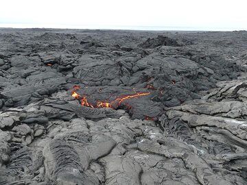 Active small lava flow front (Photo: Ingrid Smet)