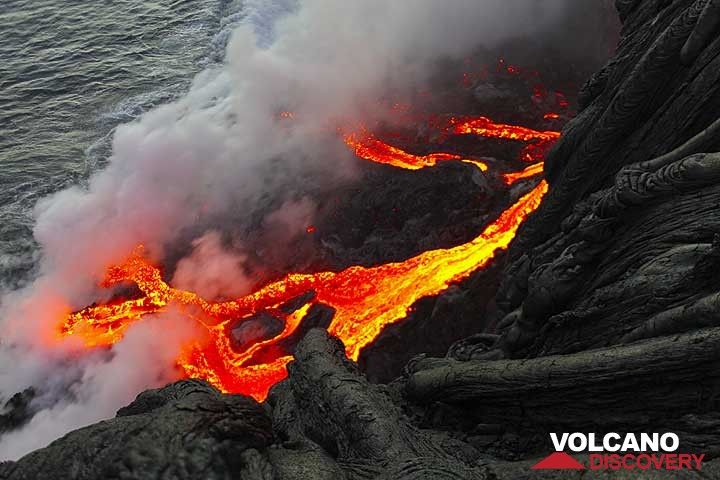 Lava flowing into the Pacific Ocean from Kilauea volcano, Hawaii (Photo: Philip Ong)