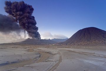 A loud detonation is followed by a billowing ash plume from the crater (16 Feb) (c)
