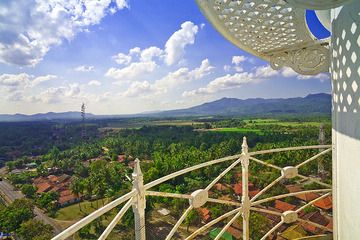 View from the lighthouse of Anyer to the beautyful landscape of Java (Photo: Tobias Schorr)