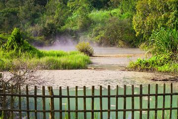 Boiling lake at Cipanas (Photo: Tobias Schorr)