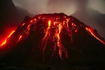 kelud_e33271.jpg (c)