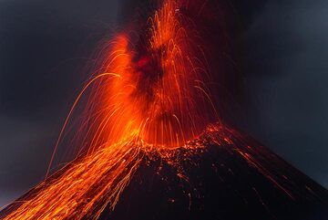 krakatau_k19812.jpg (Photo: Tom Pfeiffer)