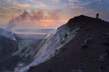 krakatau_i54106.jpg (Photo: Tom Pfeiffer)