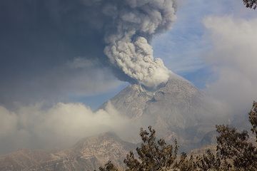 merapi_i37994.jpg (Photo: Tom Pfeiffer)