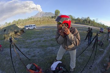 merapi_i38097.jpg (Photo: Tom Pfeiffer)
