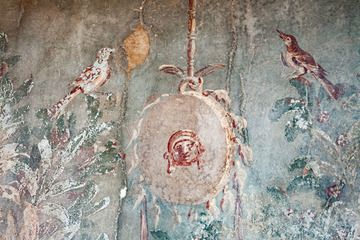 Wall paining at an ancient, Roman house in Herculaneum. (Photo: Tobias Schorr)