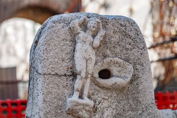 Eine ehemalige römische Quelle in Herculaneum. (Photo: Tobias Schorr)