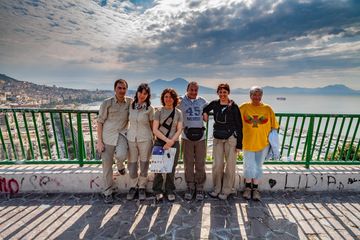The VolcanoDiscovery group of May 2008 at Naples. (Photo: Tobias Schorr)