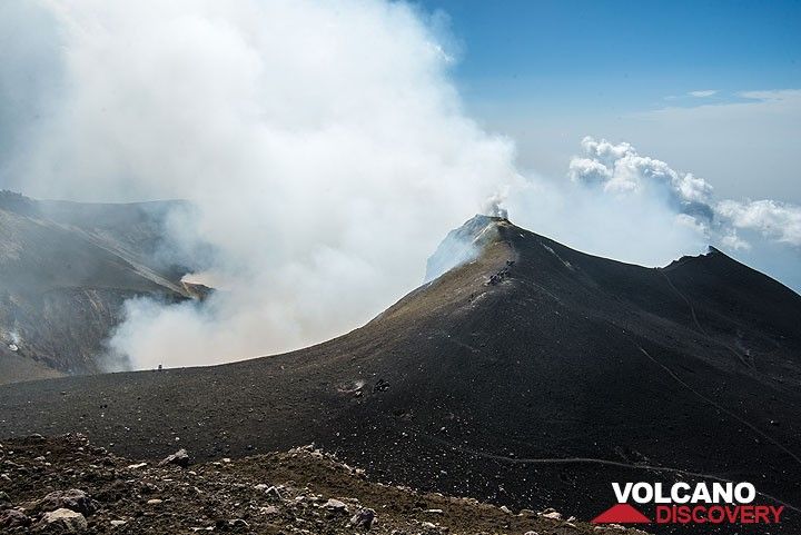 View from NE crater towards W over Voragine and Bocca Nuova in the background (Photo: Tom Pfeiffer)