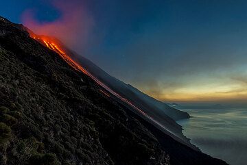 stromboli_j07322.jpg (Photo: Tom Pfeiffer)