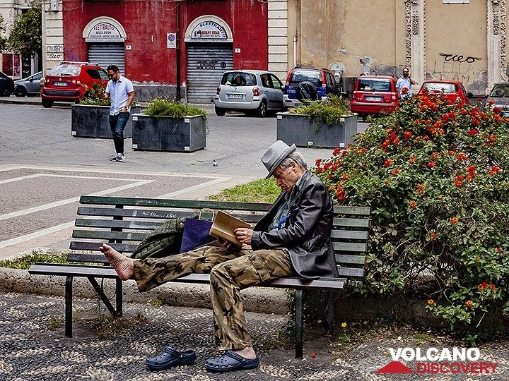 A nice way to relax in Catania. (Photo: Tobias Schorr)