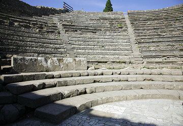 Teil des Amphitheaters von Pompeji (c)