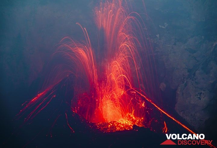Strombolian explosion from the new cone inside Bocca Nuova crater of Etna volcano in Aug 2012 (Photo: Tom Pfeiffer)