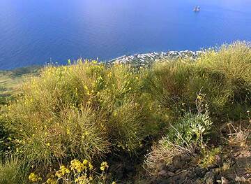 View from Stromboli (Photo: Tom Pfeiffer)