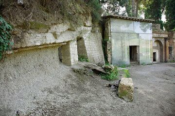 El depósito de piedra pómez del año 79 d.C. procedente de la erupción del volcán Vesubio que destruyó la ciudad romana de Pompeya. (Photo: Tom Pfeiffer)