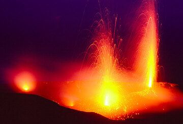 Eruption on Velvia and Leica 35mm... good old times! (c)