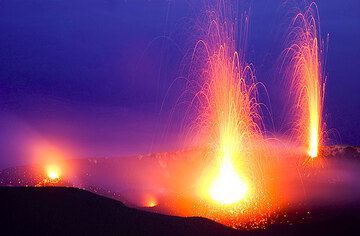 The same eruption taken with digitally... (c)