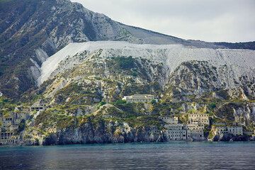 Anciennes carrières de pierre ponce du Monte Pilato à Lipari (Photo: Tom Pfeiffer)