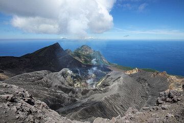 View over the active crater of Suwanose-jima volcano, Mt Ontake volcano (view to the NE) (Photo: Tom Pfeiffer)