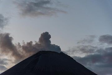 kamchatka_k17531.jpg (Photo: Tom Pfeiffer)