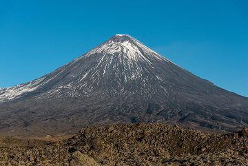 Majestic Klyuchevskoy volcano seen from the east. (Photo: Tom Pfeiffer)