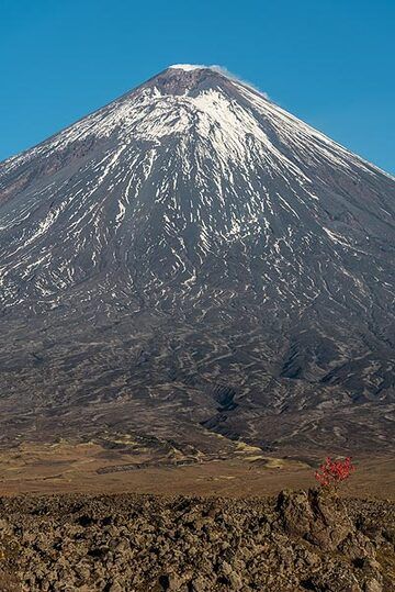 Klyuchevskoy volcano (Photo: Tom Pfeiffer)