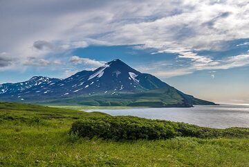 Chikurachki volcano (Photo: Tom Pfeiffer)