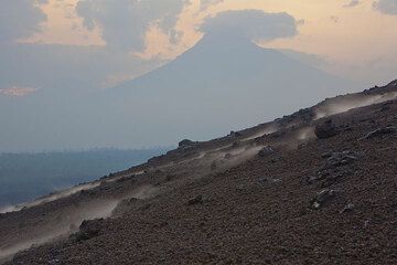 Mighty Mikeno volcano to the east. (Photo: Tom Pfeiffer)