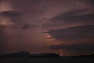 Un orage passe dans la nuit. (Photo: Tom Pfeiffer)