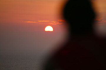 Sonnenuntergangssilhouette (Photo: Tom Pfeiffer)