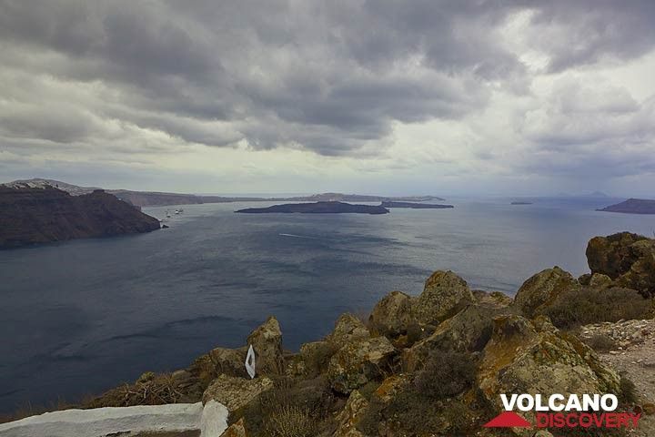 Isla de Santorini (Cícladas, Grecia): Tour de fascinación volcán Oct de 2011 (Photo: Tom Pfeiffer)