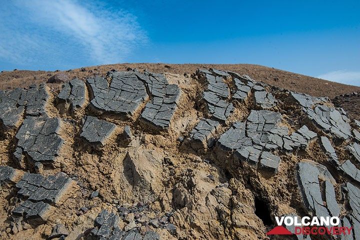 The 1866-1870 eruption of Nea Kameni produced some of the most spectacular breadcrust bombs seen on any volcano. During a tour on Santorini, we visited the island in late Sep 2014 and looked at some of them: (Photo: Tom Pfeiffer)