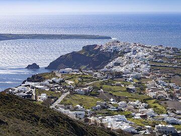 The most famous village of Santorini, Ia (OIA). (Photo: Tobias Schorr)