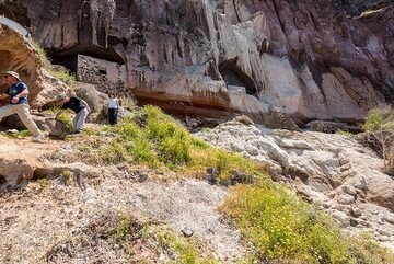 The area was formerly used as a spa, as there are (now buried) warm volcanic springs. (Photo: Tom Pfeiffer)