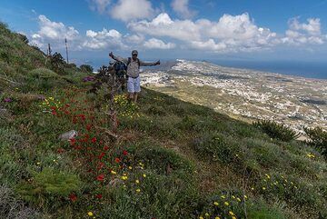 On our trail towards the summit (Photo: Tom Pfeiffer)