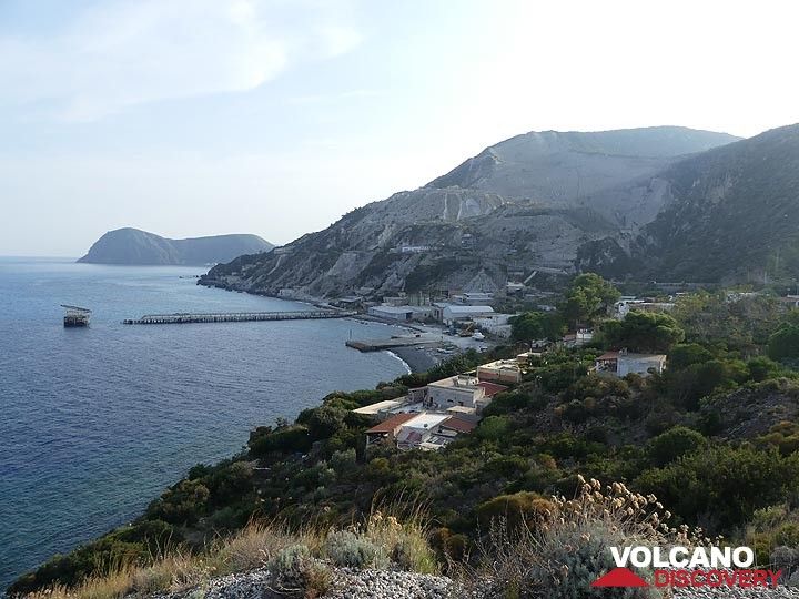 View from the northeastern tip of Lipari towards the large, now abandoned, pumice quarry and transport facilities to the south. (Photo: Ingrid Smet)