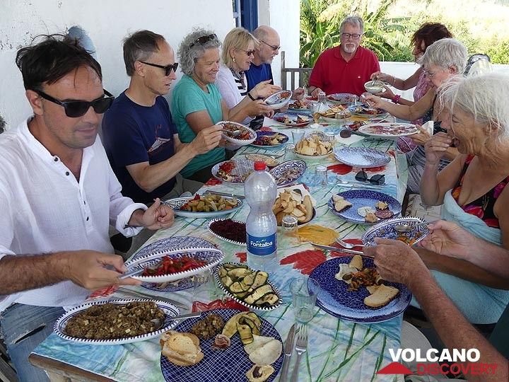 ... and treats us to a delicious home cooked lunch! A perfect end to our time on the active volcano of Stromboli. (Photo: Ingrid Smet)