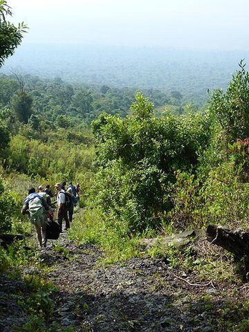 Day 6 - Hiking down across the older volcanic deposits on Nyiragongo´s lower slopes (Photo: Ingrid Smet)