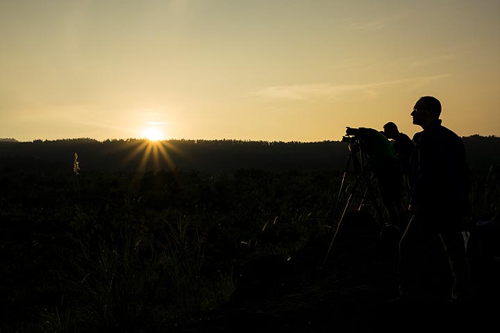 Waiting for the sunrise by Merapi (Photo: Ivana Dorn)