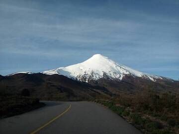 Στρατοηφαίστειο Osorno, Χιλή (Photo: C.Utreras-DGEO)