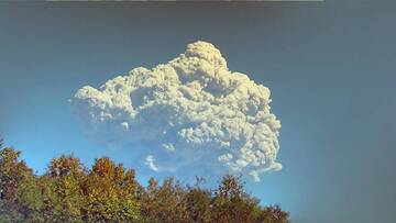 Explosive eruption at Shiveluch volcano, Kamchatka in Sep 2014 (Photo: Andrey)