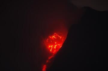 The lava dome on 16 Jan 2014 (Sinabung volcano, Indonesia) (Photo: Aris)