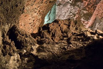 Lanzarote 2016 – Cueva de Los Verdes Teil 3: Es ist Teil eines Höhlensystems, das im Lavastrom der... (Photo: Ayasha27)