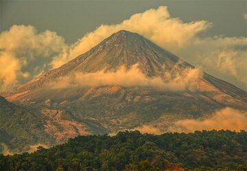 Sonnenuntergang am Vulkan Colima (Photo: Bastian)