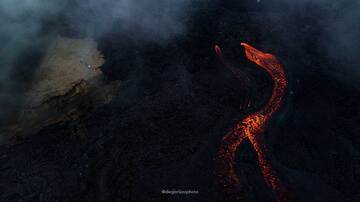 Active lava flows of Pacaya seen from the air on 11 April 2021 (Photo: Diego Rizzo)