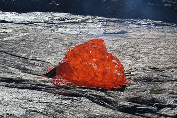 Lava fountain at Erta Ale lava lake (Photo: Dietmar)