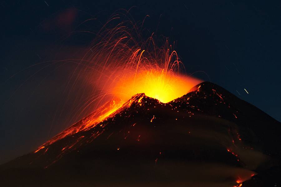 Photo of the Day - by Giuseppe Graziano Barone: Etna, 16 december - New ...